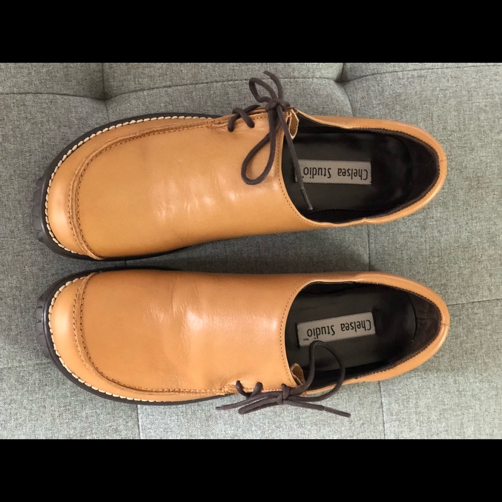 NWOT Chelsea Studio Leather Loafers 👞